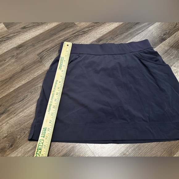 Columbia Charcoal Gray Skort athletic medium preppy tennis golf sporty - Picture 7 of 8